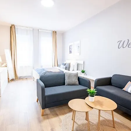 Modern And Comfy Apartment