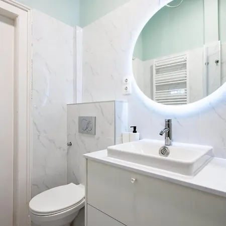 Modern And Comfy Διαμέρισμα *